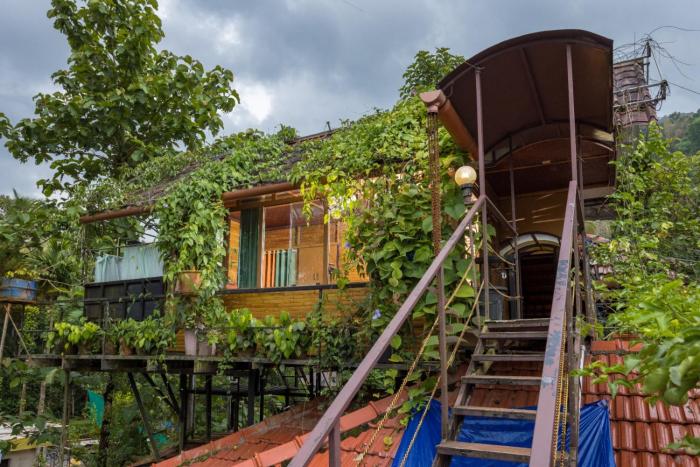 munkudil ayurveda yoga retreat