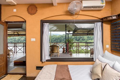 munkudil ayurveda yoga retreat