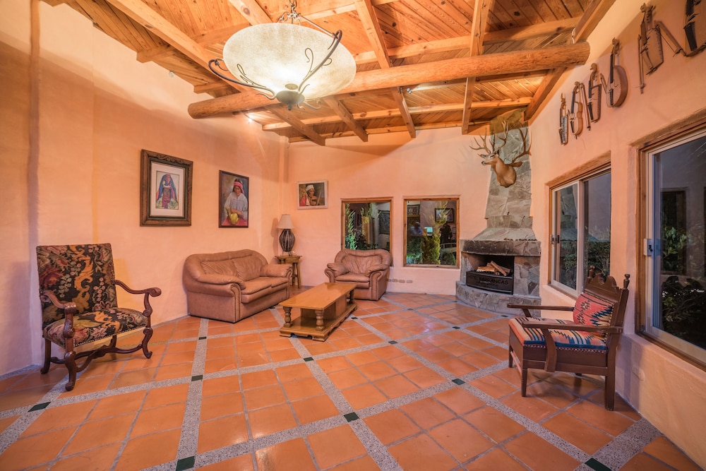 hotel barrancas del cobre by balderrama hotel collection