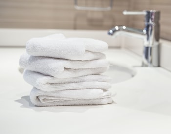 island inn and suites ascend hotel collection