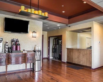 island inn and suites ascend hotel collection