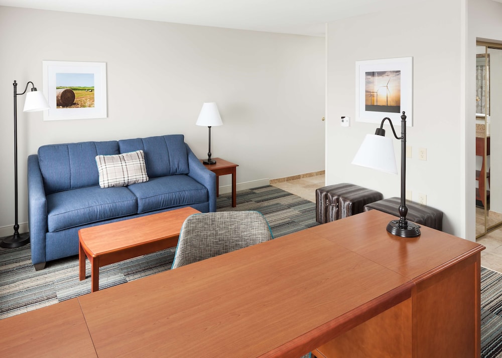 hampton inn and suites cedar rapids north