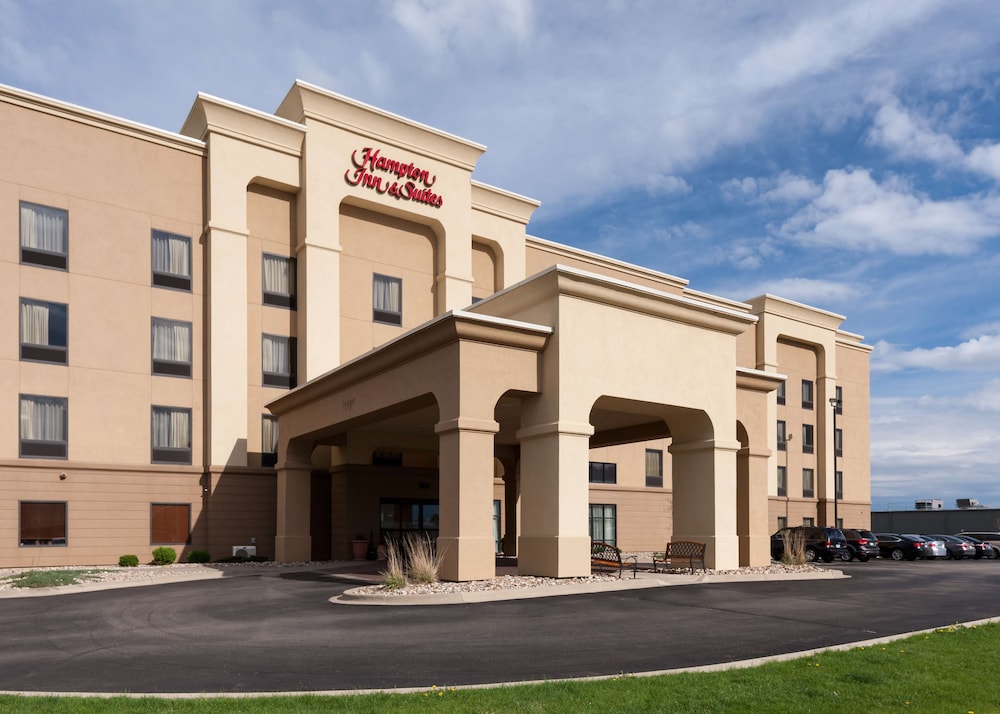 hampton inn and suites cedar rapids north