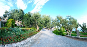 kalem island oliviera resort special class