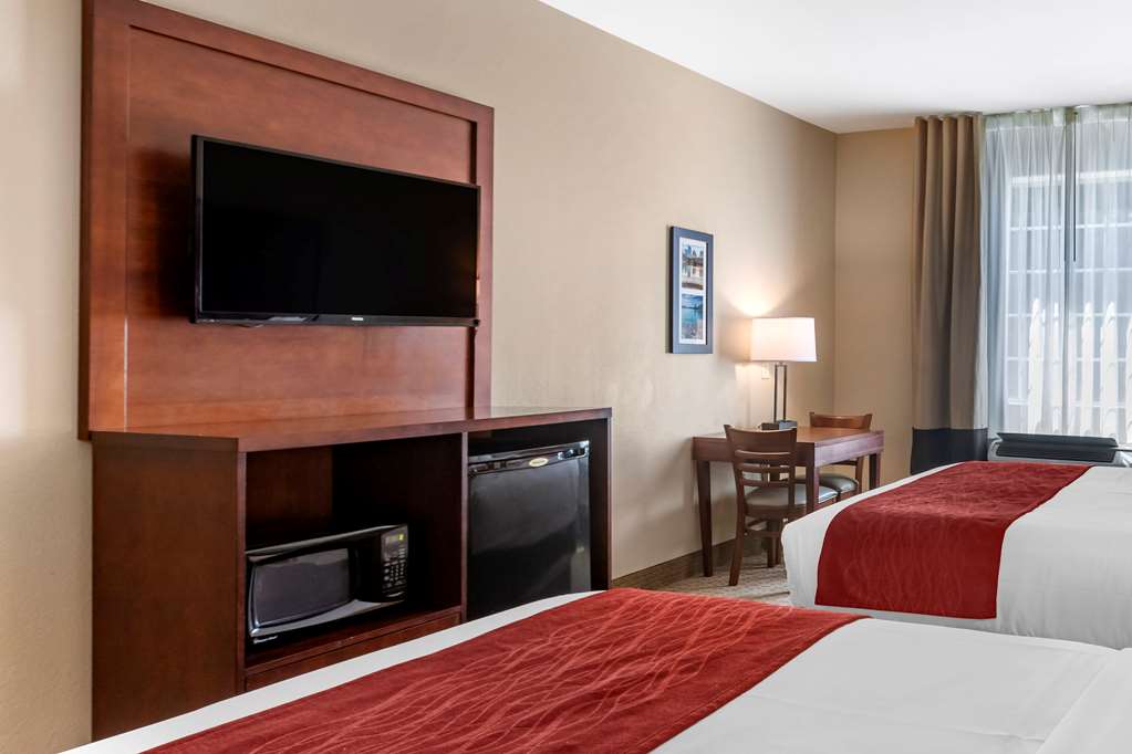 comfort inn and suites