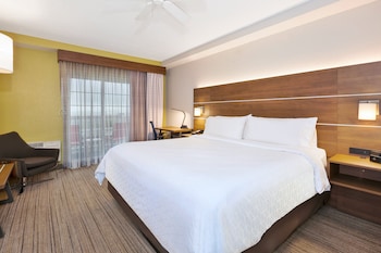 holiday inn express and suites petoskey by ihg