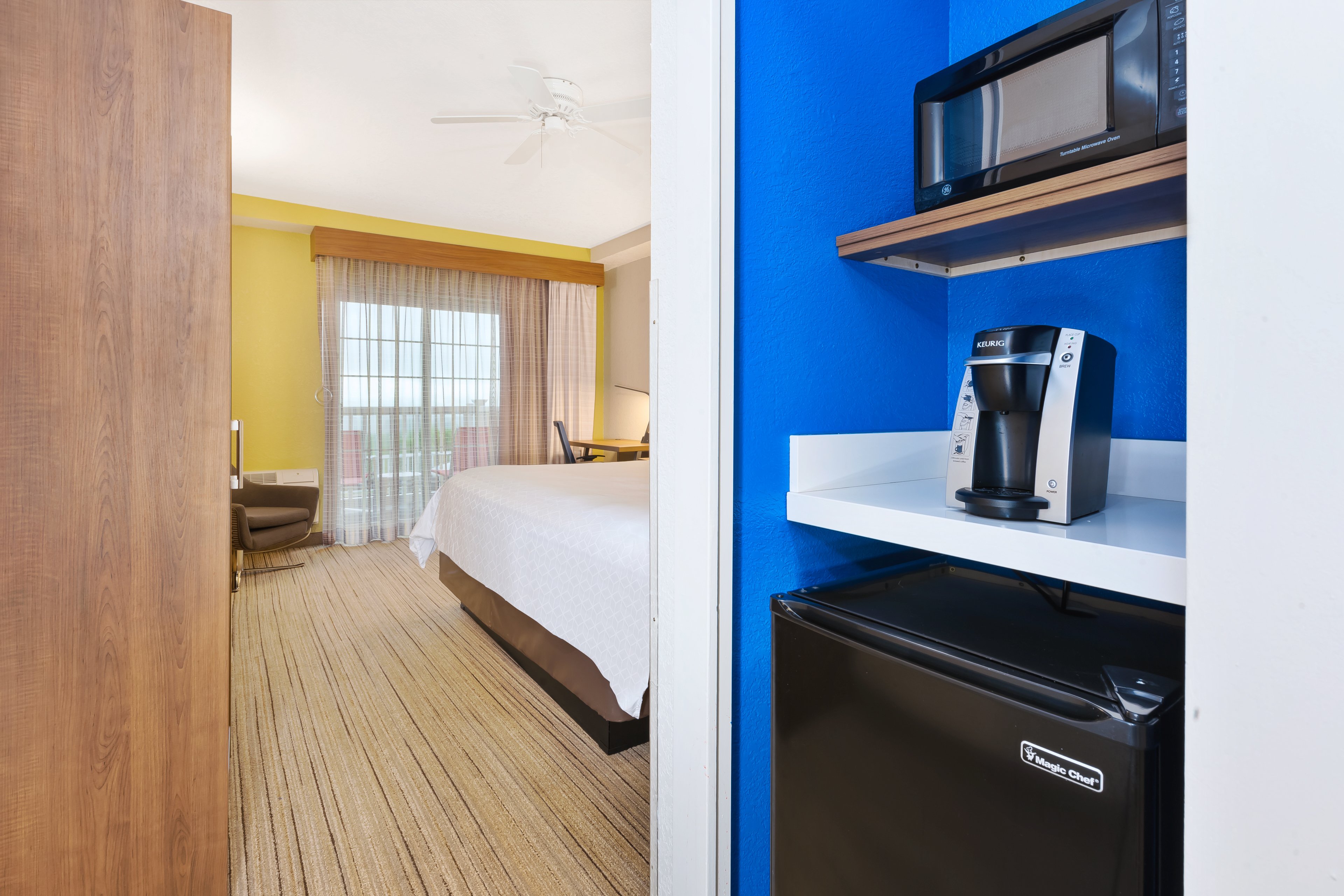 holiday inn express and suites petoskey by ihg