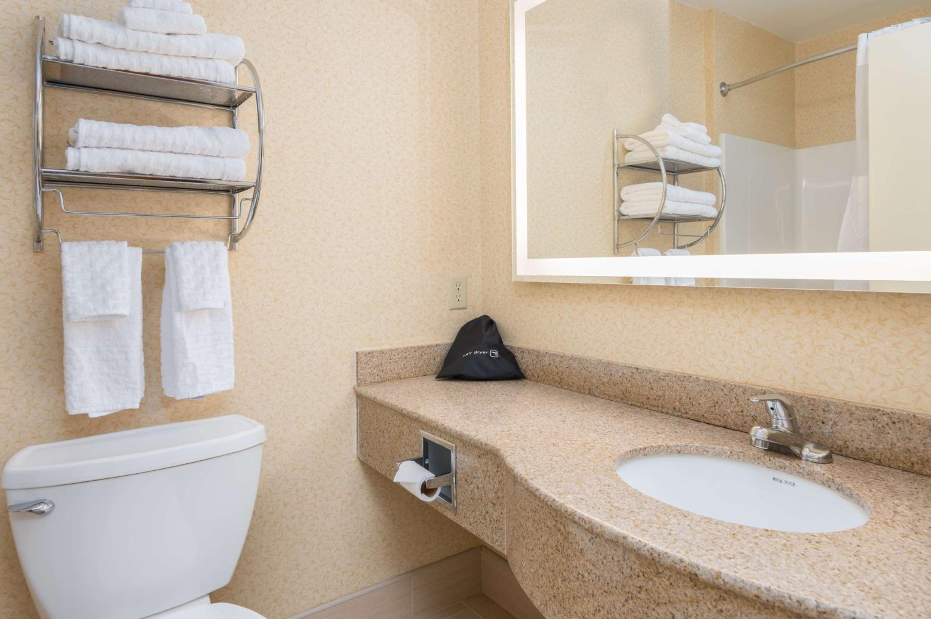holiday inn express and suites petoskey by ihg