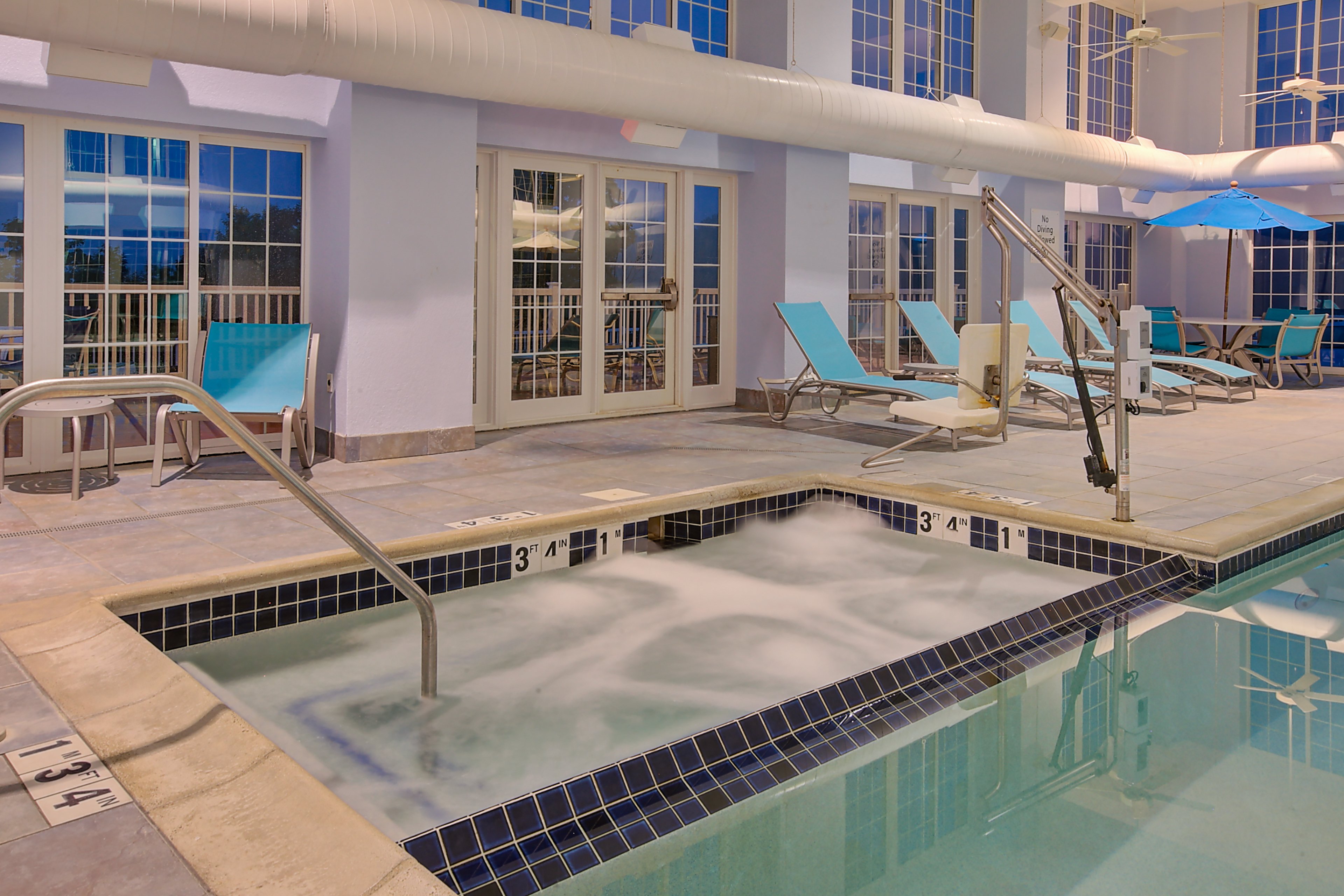 holiday inn express and suites petoskey by ihg