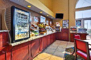 holiday inn express and suites petoskey by ihg