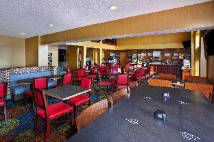 holiday inn express and suites petoskey by ihg