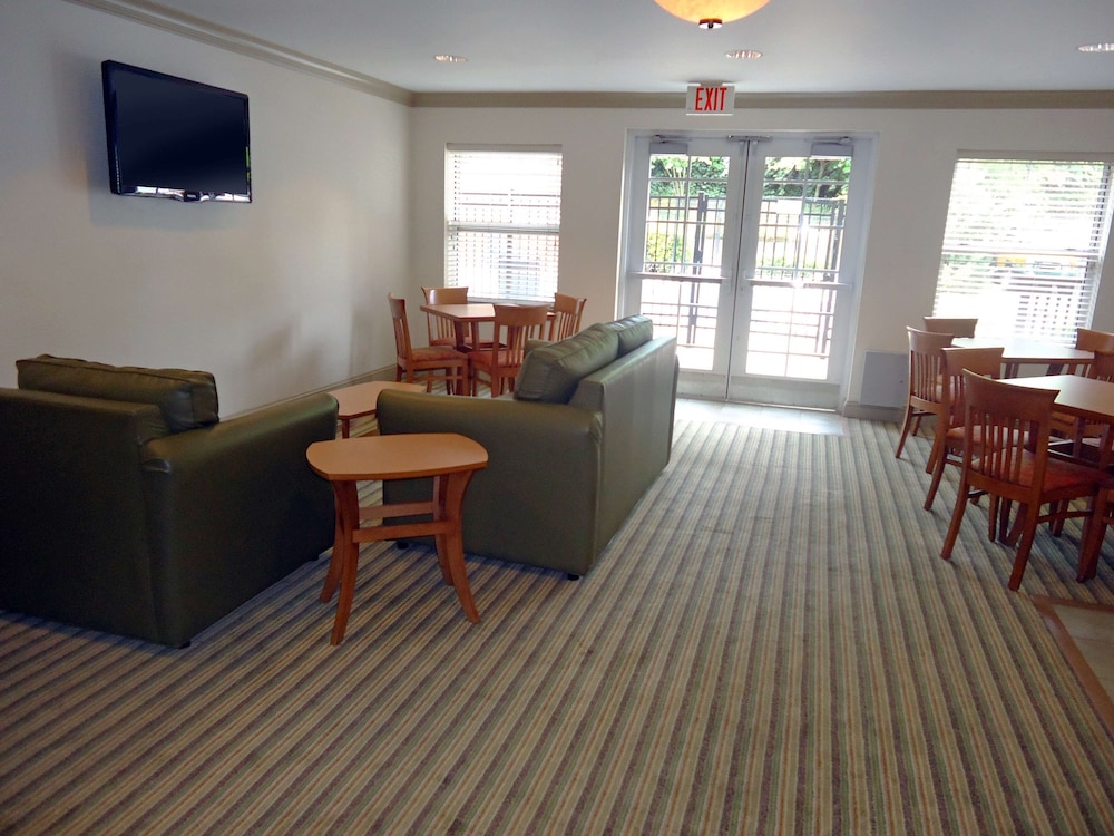 extended stay america suites greensboro airport