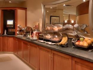 springhill suites by marriott thatcher