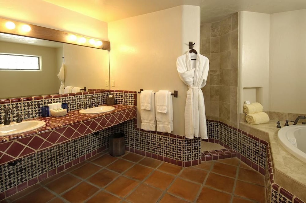 Tubac Golf Resort & Spa,Nogales>>Flagstaff,4 star