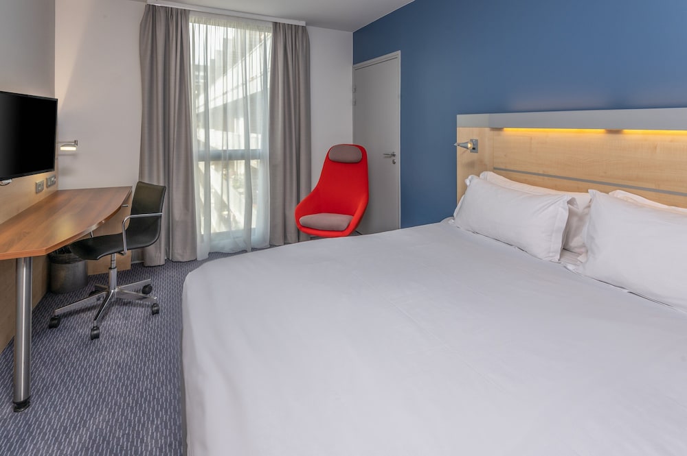 holiday inn express saint nazaire by ihg