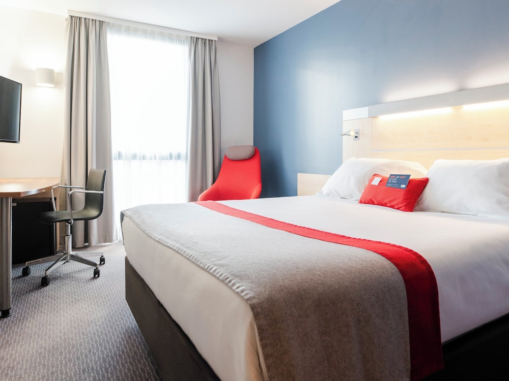 holiday inn express saint nazaire by ihg
