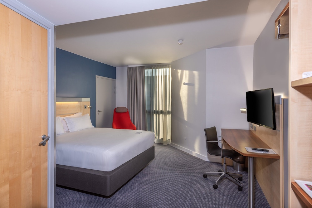 holiday inn express saint nazaire by ihg