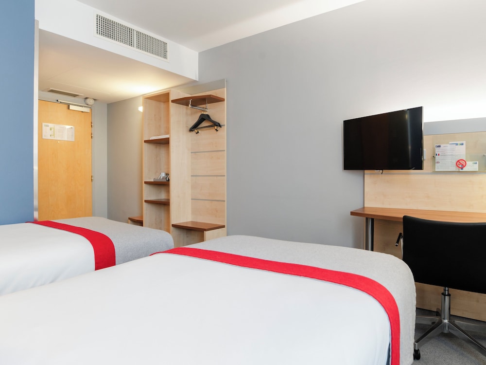 holiday inn express saint nazaire by ihg