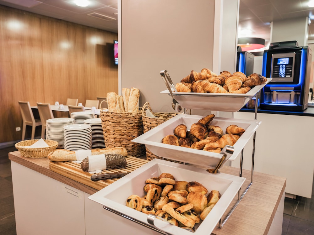 holiday inn express saint nazaire by ihg