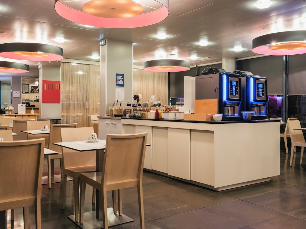 holiday inn express saint nazaire by ihg