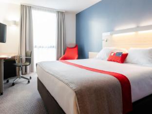 holiday inn express saint nazaire by ihg