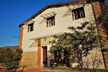 Agriturismo Antico Borgo Poggitazzi,Castelfranco Di Sopra>>Arezzo,3 star