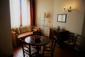 agriturismo antico borgo poggitazzi