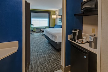 holiday inn express hotel and suites jackson ne by ihg