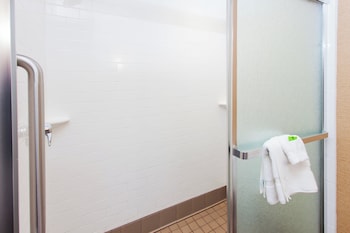 holiday inn express hotel and suites jackson ne by ihg