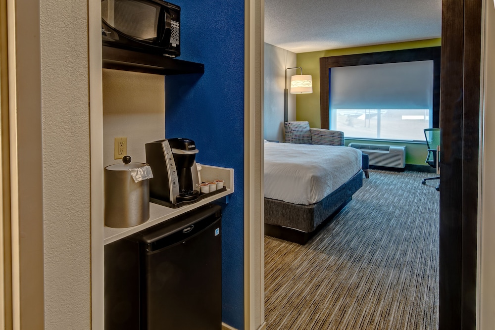 holiday inn express hotel and suites jackson ne by ihg