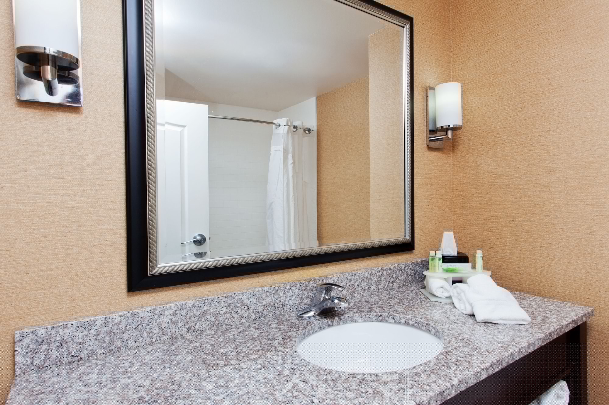 holiday inn express hotel and suites jackson ne by ihg