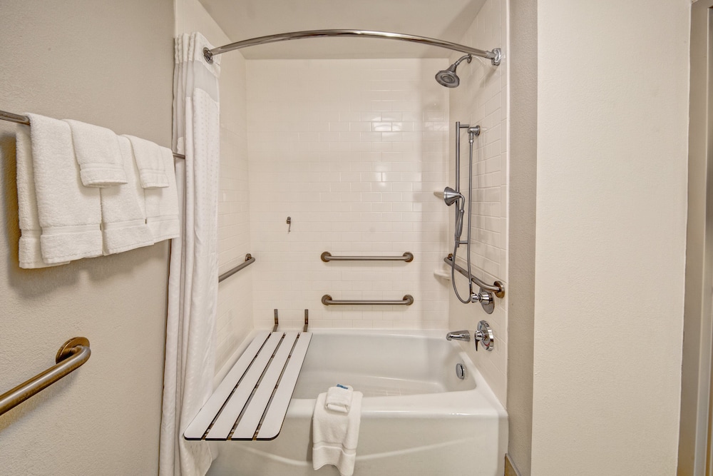 holiday inn express hotel and suites jackson ne by ihg