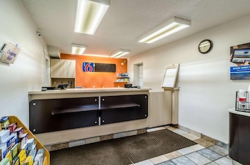 motel 6 warren mi detroit east