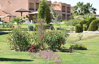 wadi lahmy azur resort