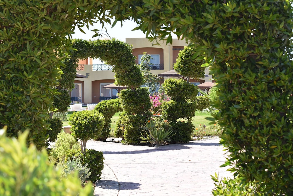 wadi lahmy azur resort