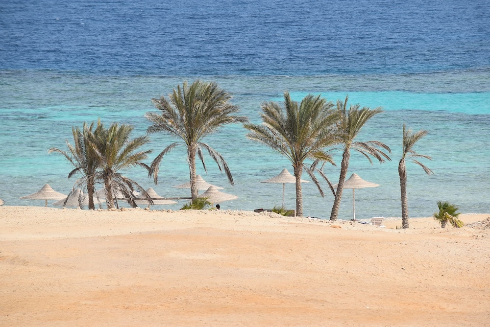wadi lahmy azur resort