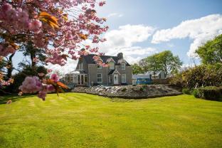 groarty house and manor bandb