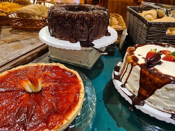 sky borges hotel alpenhaus