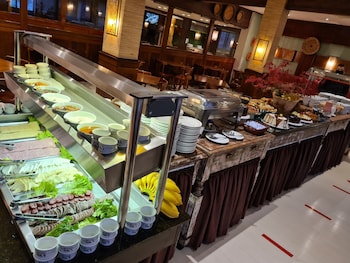 sky borges hotel alpenhaus