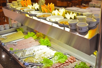 sky borges hotel alpenhaus