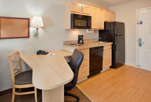 candlewood suites junction city fort riley by ihg