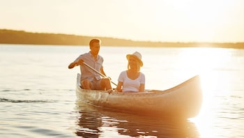 budget host golden wheat motel