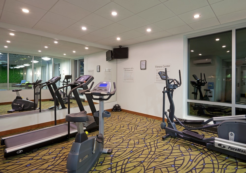 holiday inn express hotel saint hyacinthe by ihg