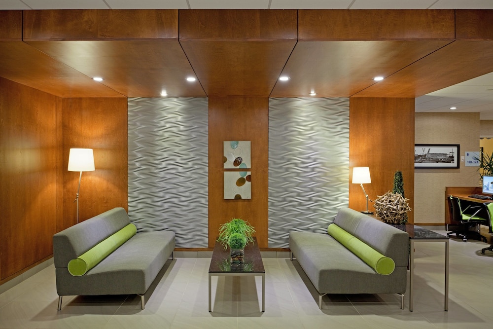 holiday inn express hotel saint hyacinthe by ihg
