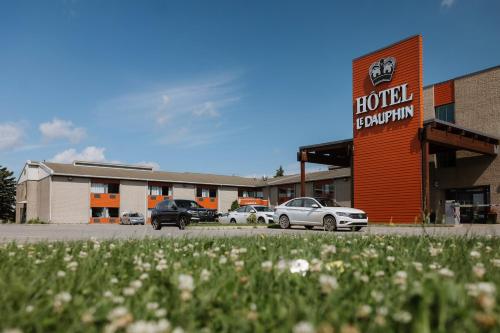 hotel le dauphin saint hyacinthe