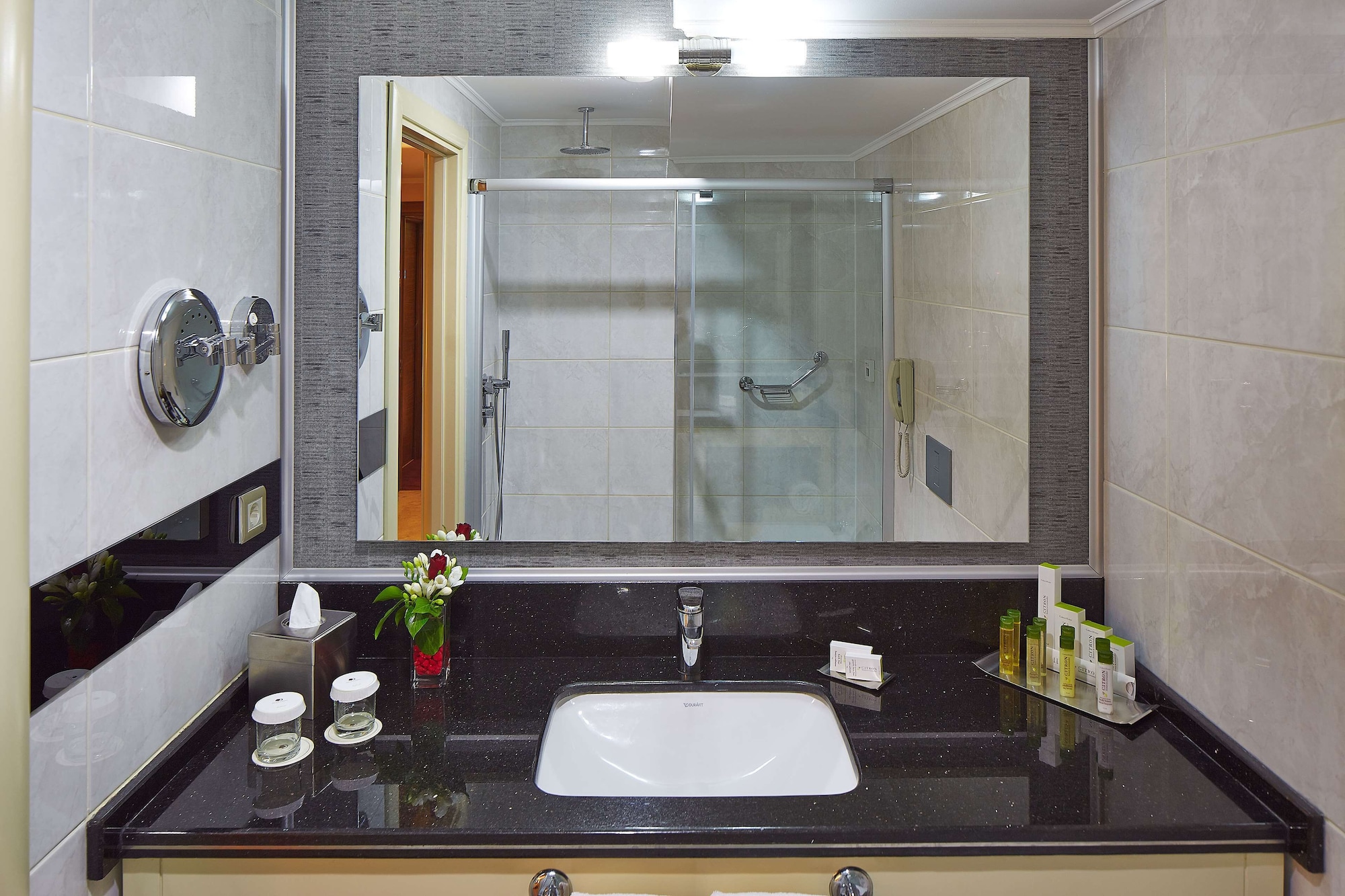 doubletree by hilton hotel izmir alsancak