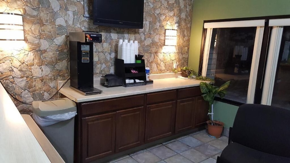 Mentor Home Inn,Eastlake>>Cleveland,2 star