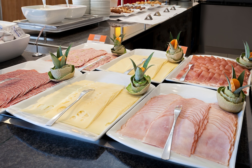 holiday inn express nuernberg schwabach by ihg