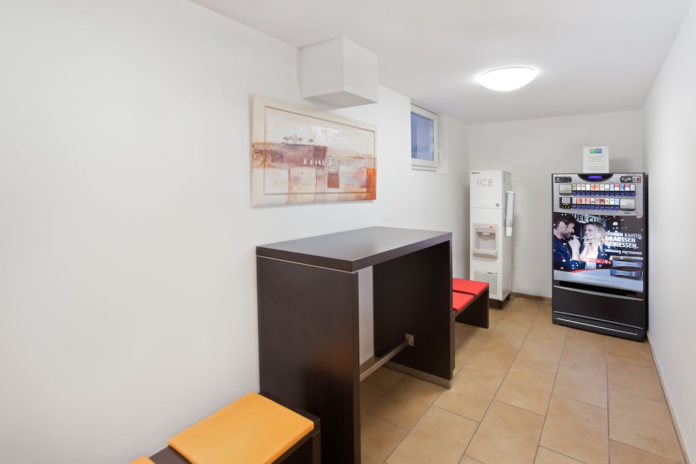 holiday inn express nuernberg schwabach by ihg