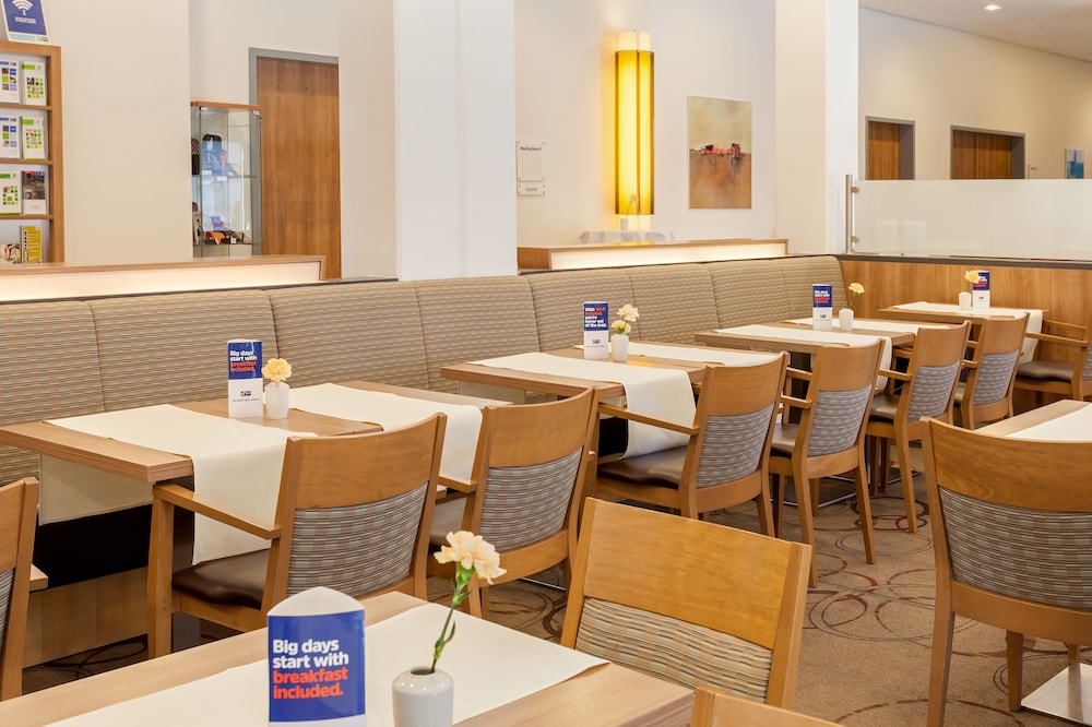 holiday inn express nuernberg schwabach by ihg